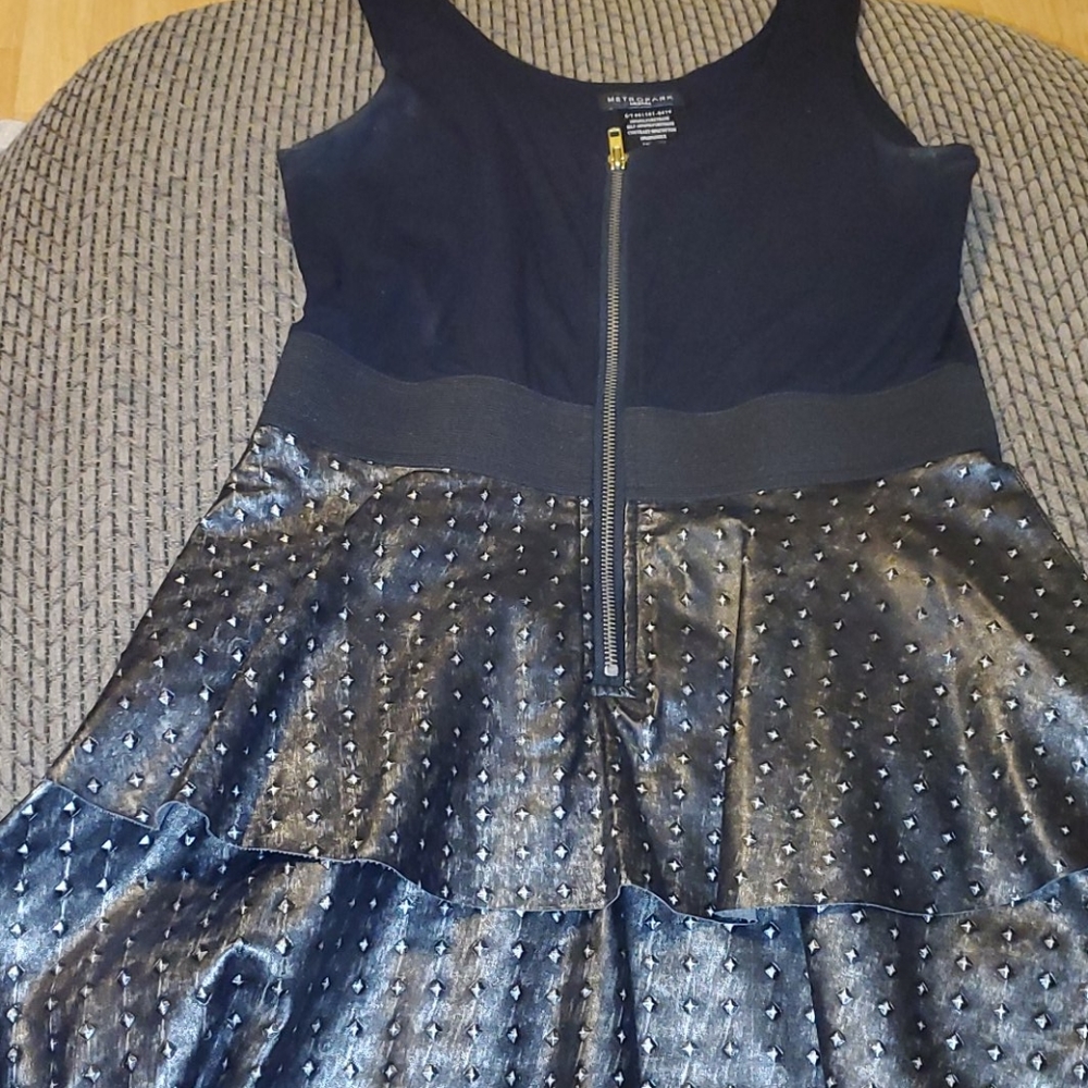 Metropark Rocker dress - Picture 1 of 3